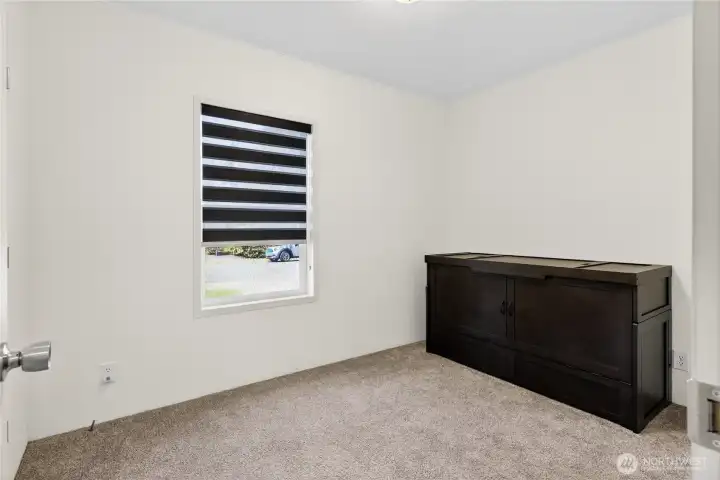 guest bedroom w/ murphy bed