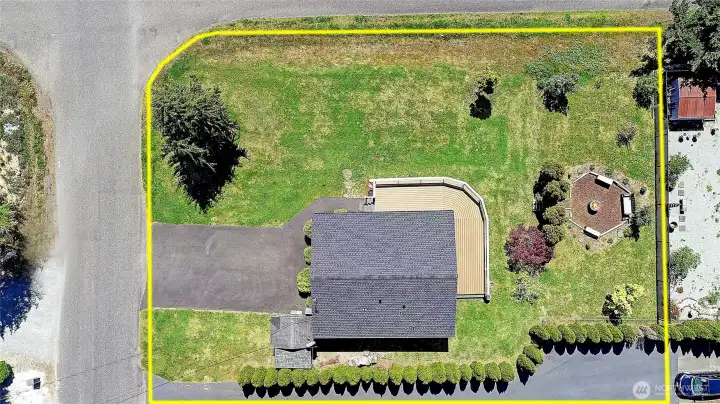 Approximate boundary lines, beautiful leveled corner lot