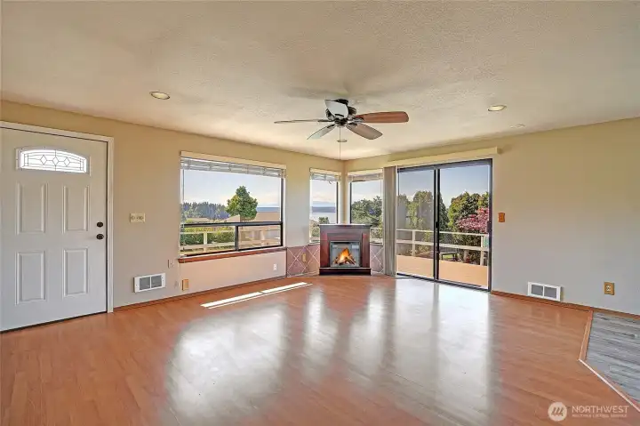 Naturally bright throughout the home.
