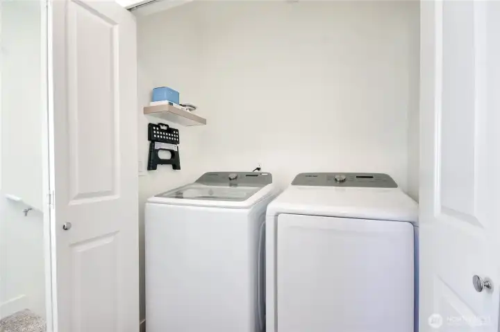Washer & dryer stay with the home