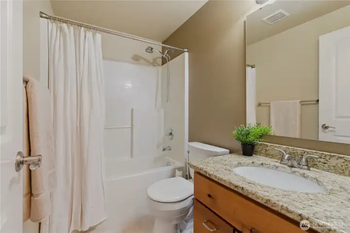 Full Bath Adjacent to Flex Room