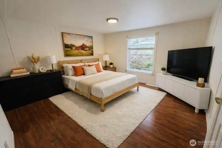 MASTER BEDROOM MASTER BEDROOM