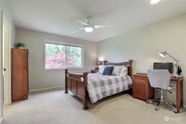 2nd bedroom sharing full bathroom overlooks the golf course too