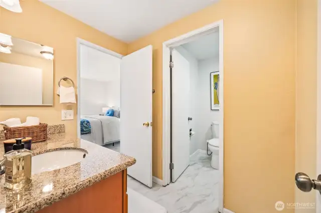 Upper floor bathroom