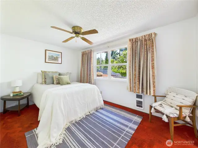 The third bedroom also have an en suite bathroom. It also has a view of the back yard.