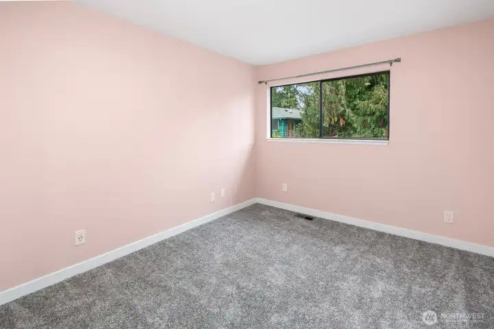3rd bed upstaris
