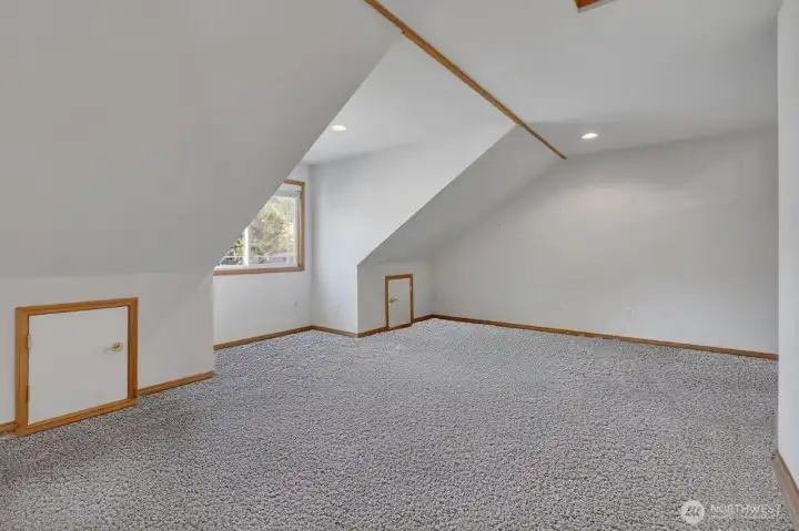 This "carpet" is virtually staged until 10/12 when carpet will be installed.