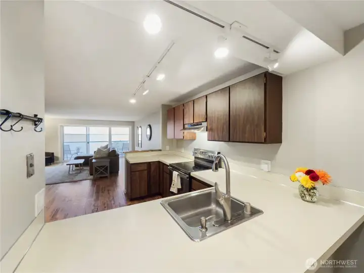 Open concept again with views from the office area, through the kitchen, to the bay!