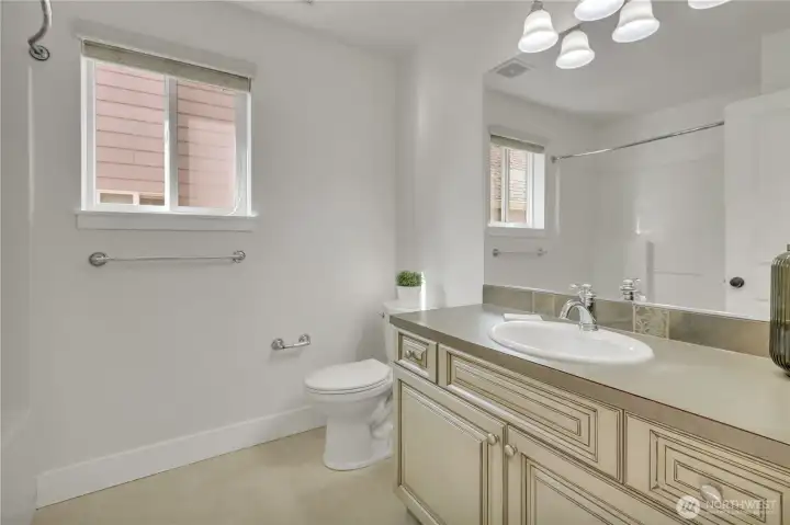 Second floor full bathroom