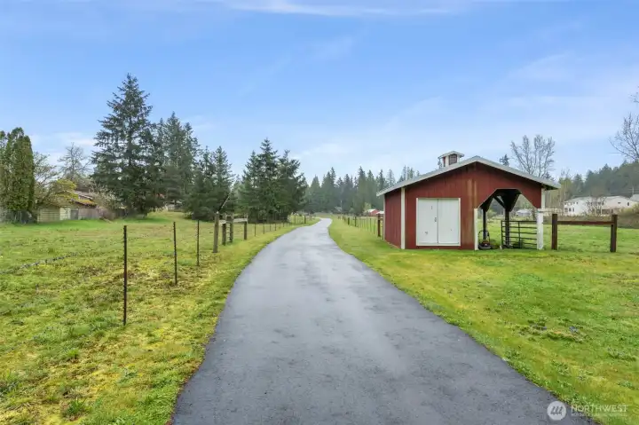 Here's a Loafing Shed for your Equine Friends.