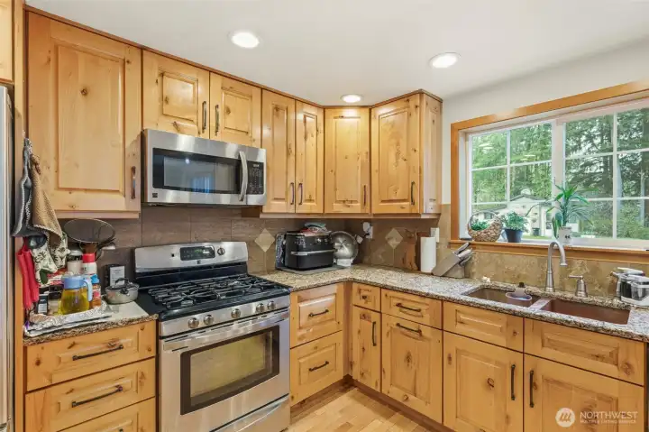 One More of the Kitchen.