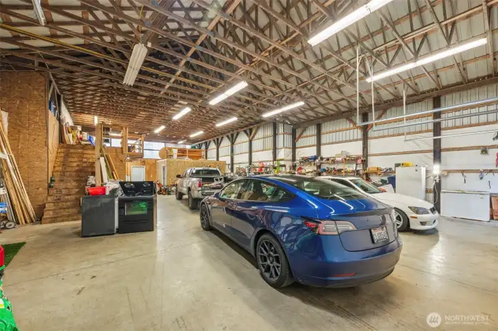 Room for Ten Cars++ in the Shop.
