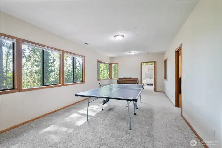 Light & Bright Family Room