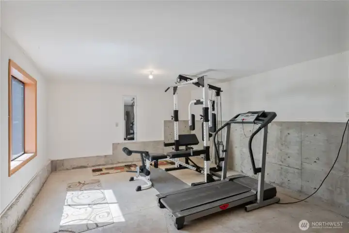 Weight Room & Storage