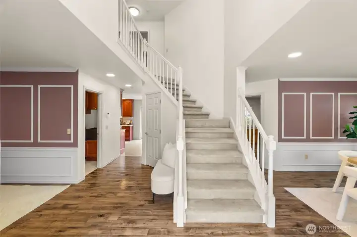 Sweeping staircase