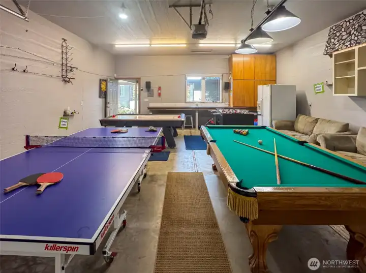 Game Room with Pool Table and Table Tennis