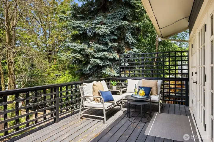Deck off kitchen & bedroom