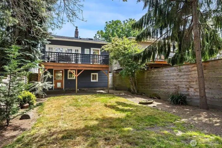 Private, flat yard