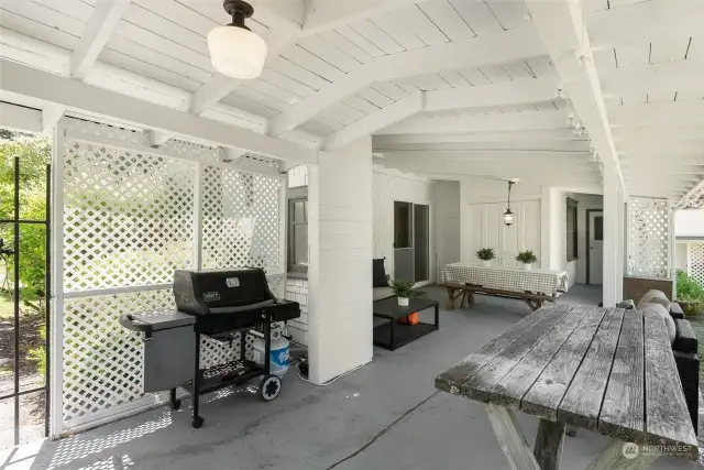 covered patio