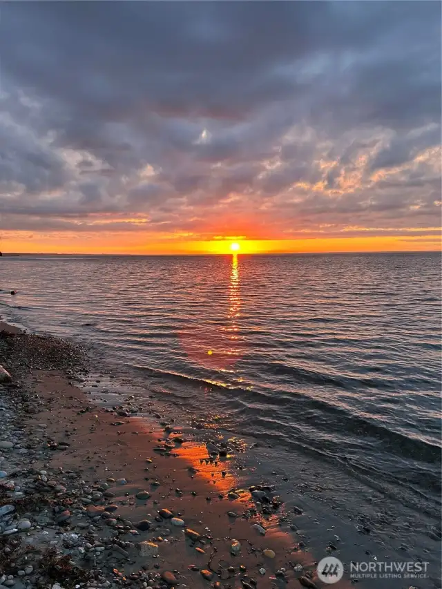 Sunset at Mussel beach