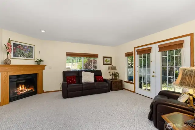 Formal Living Room with French Doors to Yard