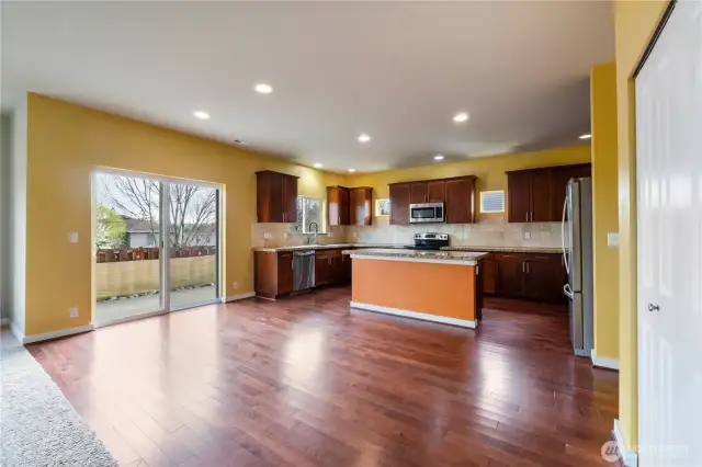 Gormet kitchen and dining area