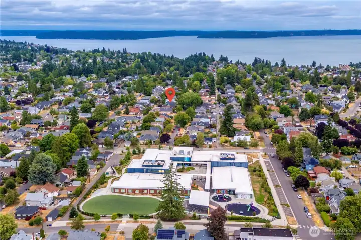 Grant Elementary school offers lots of close-by play areas