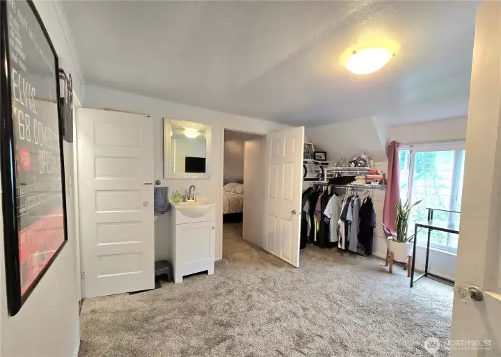 Primary closet/office with half bath