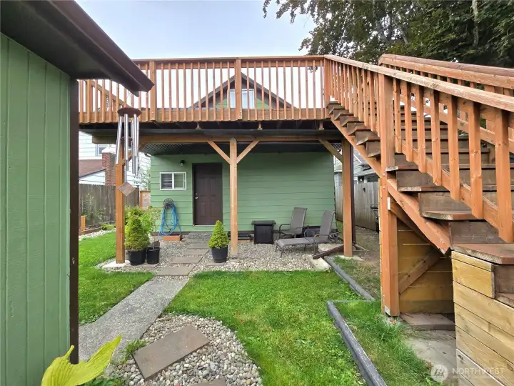 Stairs leading to primary deck