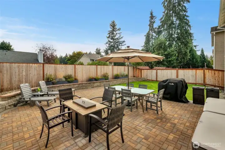 Propane firepit and bbq area.