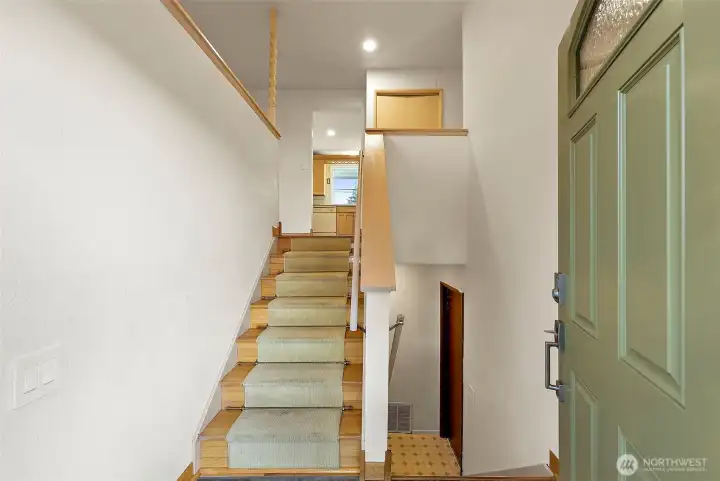 Split Entry Home near Franklin Pierce