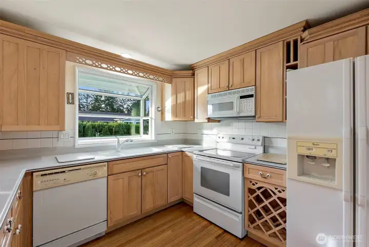 All Appliances Stay with the Home