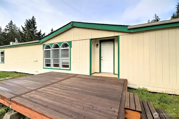 Front deck and entry