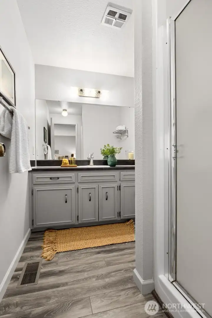 Convenient shower in primary bath