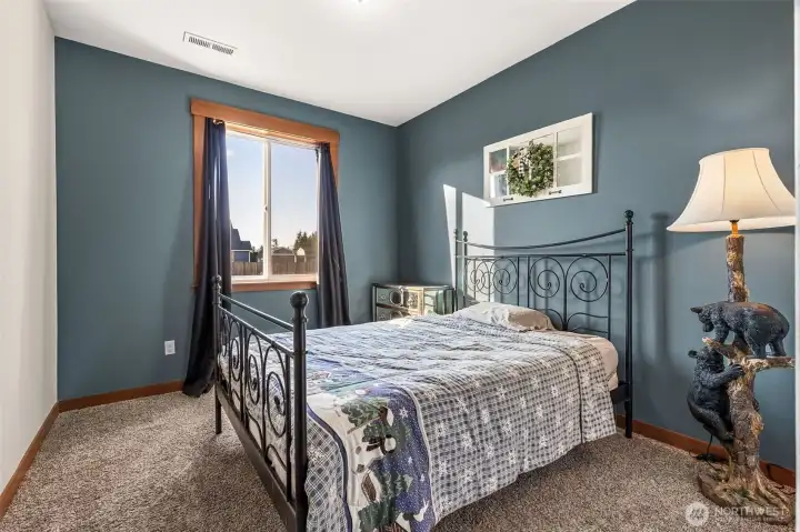 Junior primary on main level with 3/4 bath