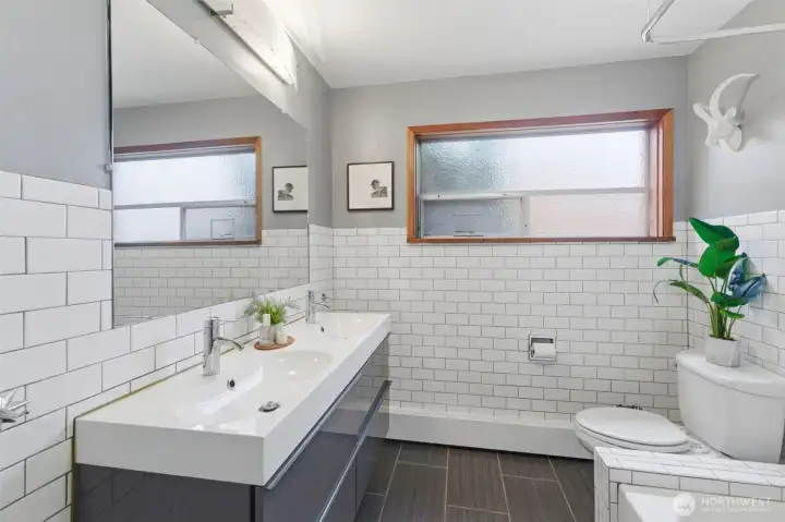 Updated full bath on lower level. Updated full bath on lower level.