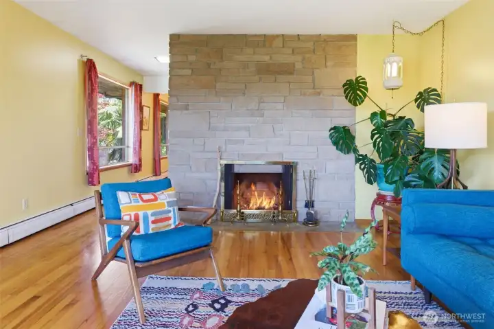 Spacious and cozy at the same time! Spacious and cozy at the same time!