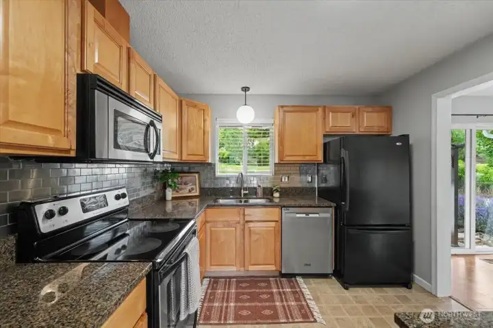 Updated kitchen with new dishwasher