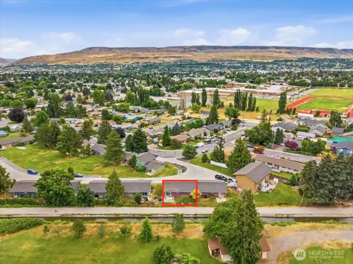 Convenient location near high school and hospital