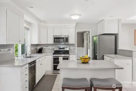 KITCHEN that has it all....!!!