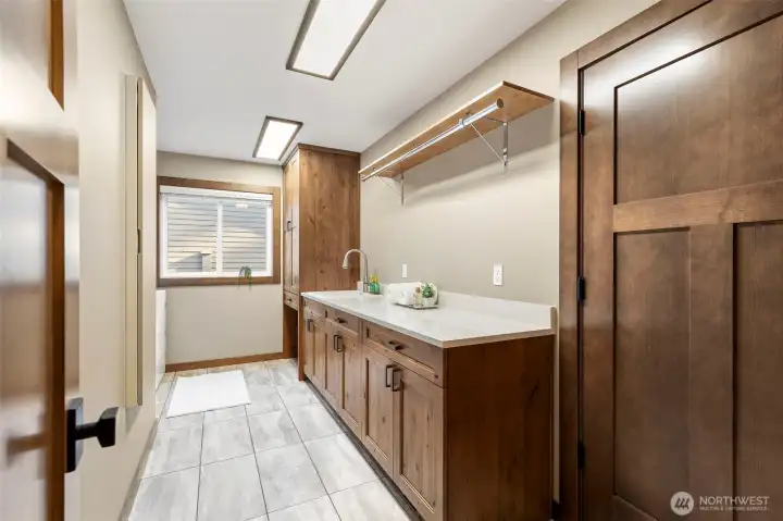 Mud Room and Laundry
