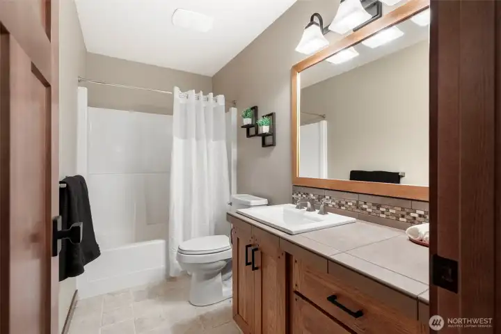 Full Guest Bath