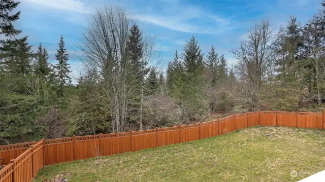 Almost 1/4 acre lot backing to a greenbelt!