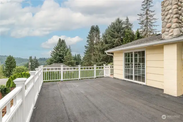 Private Deck Off Primary Bedroom