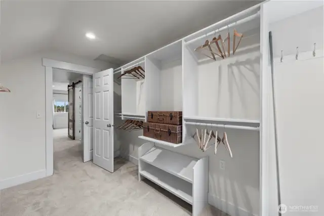 Upper 3 -Primary suite walk in closet