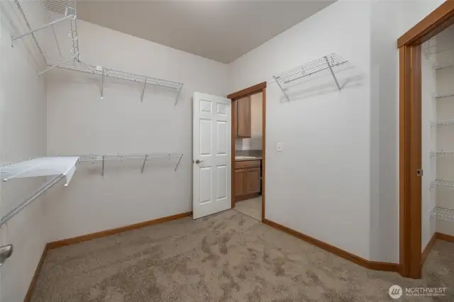 Primary Walkin Closet #2