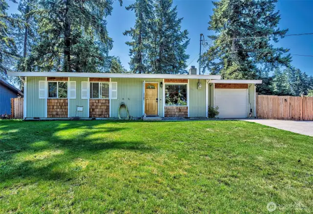Convenient Covington. Features include Pergo flooring, vinal windows, Corian counters, 6 panel doors, newer stove and hot water tank and large, flat, fully fenced back yard.