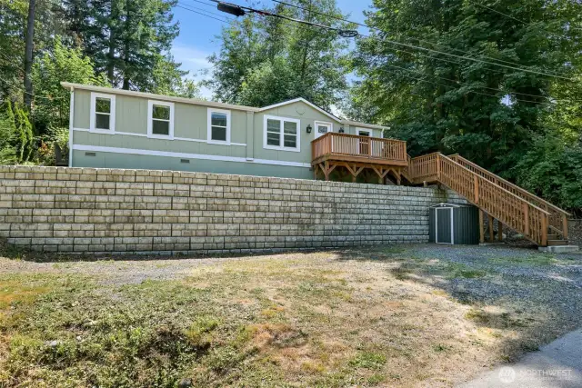 Ample Parking/RV