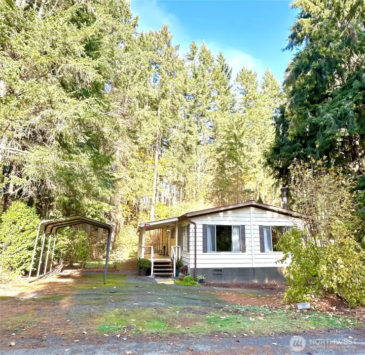 Street view of this level lot