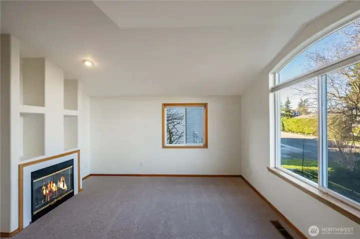 Main living room with fireplace
